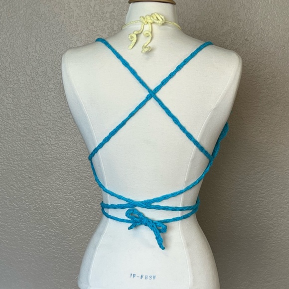 LOVELY BUTTERFLY CROCHET TOP - Picture 12 of 12